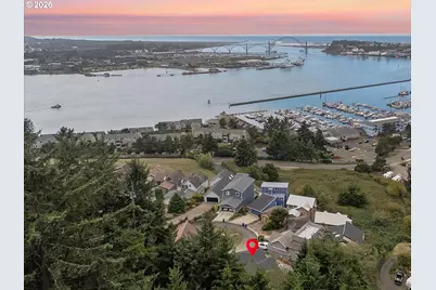 805 SE Crescent Pl, Newport, OR 97365 - Photo 3