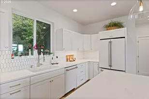 805 SE Cres Pl, Newport, OR 97365 - Photo 5