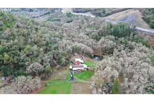 835 Glengary Loop Rd, Roseburg, OR 97470 - Photo 39