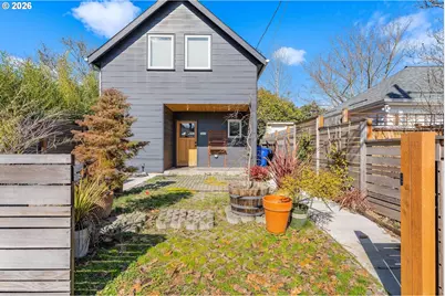 3813 NE Going St, Portland, OR 97211 - Photo 1