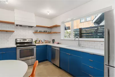 3813 NE Going St, Portland, OR 97211 - Photo 7