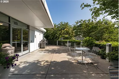 1260 NW Naito Pkwy #605B, Portland, OR 97209 - Photo 23