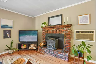 18829 NW Logie Trail Rd, Portland, OR 97231 - Photo 7