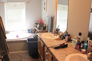 9924 N Myrtle Rd, Myrtle Creek, OR 97457 - Photo 19