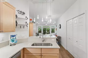 1636 32nd St, Florence, OR 97439 - Photo 15