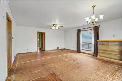 135 St Marys Ave, Mount Angel, OR 97362 - Photo 5