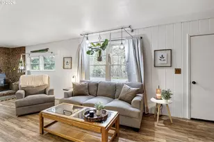 6351 Nonpareil Rd, Sutherlin, OR 97479 - Photo 9