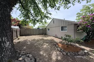 1154 Clinton Dr, Eugene, OR 97401 - Photo 31