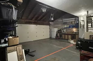 1135 Lakewood Dr SW, Albany, OR 97321 - Photo 23