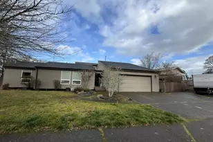 1135 Lakewood Dr SW, Albany, OR 97321 - Photo 1
