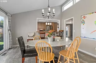 1135 Lakewood Dr SW, Albany, OR 97321 - Photo 7