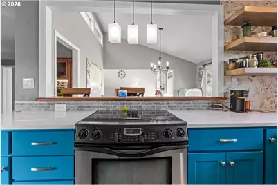 1135 Lakewood Dr SW, Albany, OR 97321 - Photo 13