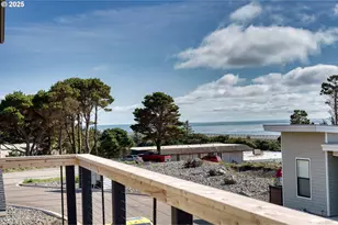 30403 Sawyer Wy, Gold Beach, OR 97444 - Photo 29