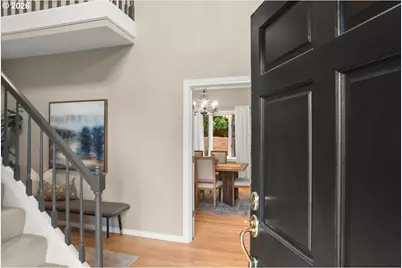 2920 NW Shenandoah Ter, Portland, OR 97210 - Photo 3