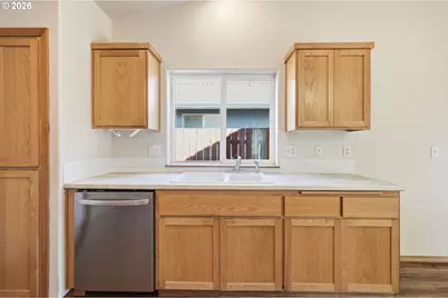 6578 Aaron Ln, Springfield, OR 97478 - Photo 17