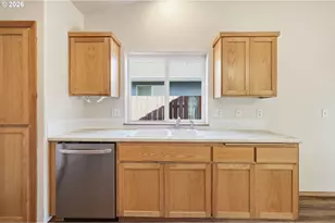 6578 Aaron Ln, Springfield, OR 97478 - Photo 17
