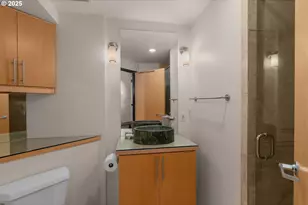 1420 NW Lovejoy St, Portland, OR 97209 - Photo 23