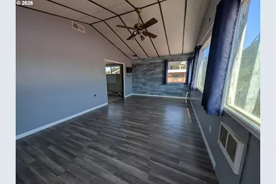 5 W Mill St, Ridgefield, WA 98642 - Photo 9