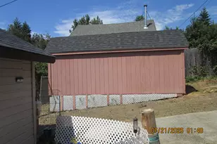 761 N Adams St, Coquille, OR 97423 - Photo 21