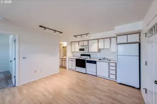 10345 NE Clackamas St, Portland, OR 97220 - Photo 5