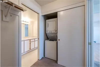 10345 NE Clackamas St #15, Portland, OR 97220 - Photo 11