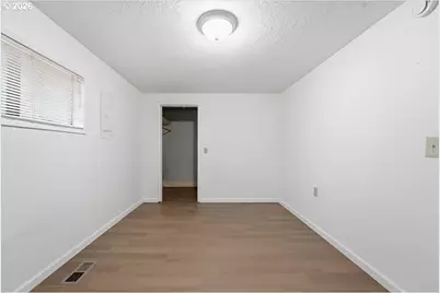 4343 NE 1st St, Gresham, OR 97030 - Photo 13