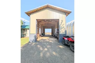 64463 Wolf Creek Ln, North Powder, OR 97867 - Photo 5