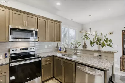 12076 SE Harold St, Portland, OR 97266 - Photo 15