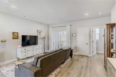 12076 SE Harold St, Portland, OR 97266 - Photo 7