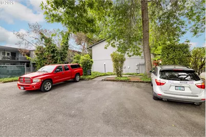 12408 SW 14th St, Beaverton, OR 97005 - Photo 5