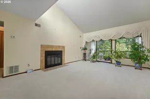 7577 N Edgewater Ave, Portland, OR 97203 - Photo 9