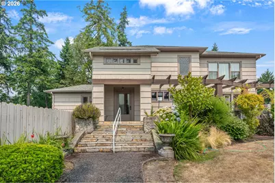 7577 N Edgewater Ave, Portland, OR 97203 - Photo 33