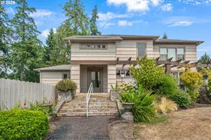 7577 N Edgewater Ave, Portland, OR 97203 - Photo 33