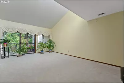 7577 N Edgewater Ave, Portland, OR 97203 - Photo 13