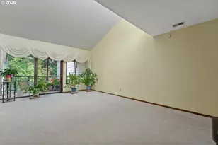 7577 N Edgewater Ave, Portland, OR 97203 - Photo 13