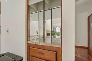 7577 N Edgewater Ave, Portland, OR 97203 - Photo 19