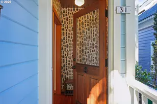 31 S Gibbs St, Portland, OR 97239 - Photo 5