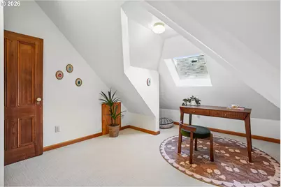 31 S Gibbs St, Portland, OR 97239 - Photo 31