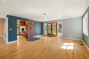 3190 W 18th Ave, Eugene, OR 97402 - Photo 9