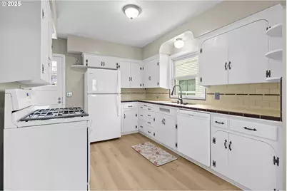 4703 N Willamette Blvd, Portland, OR 97203 - Photo 13