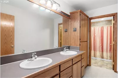 369 Upper Camp Loop Rd, Roseburg, OR 97470 - Photo 21