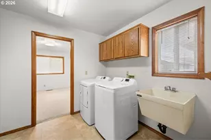 369 Upper Camp Loop Rd, Roseburg, OR 97470 - Photo 13