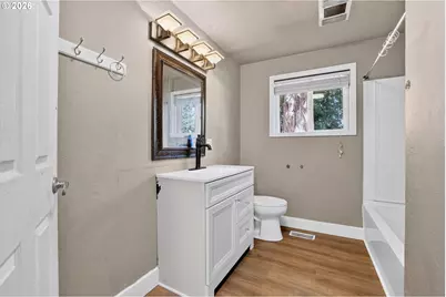 767 S Browning Ave, Salem, OR 97302 - Photo 9