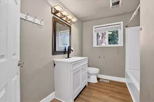 767 S Browning Ave, Salem, OR 97302 - Photo 9