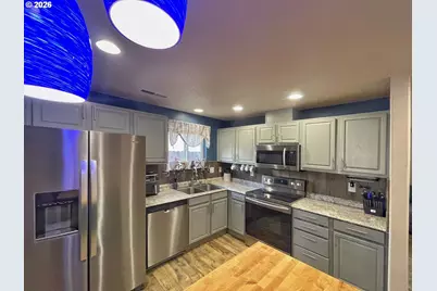 2102 SW 6th St, Battle Ground, WA 98604 - Photo 25