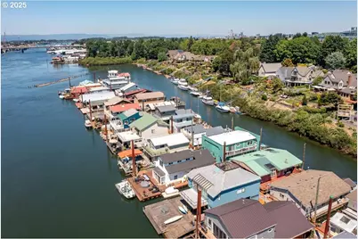 414 N Tomahawk Island Dr, Portland, OR 97217 - Photo 43