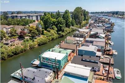 414 N Tomahawk Island Dr, Portland, OR 97217 - Photo 41