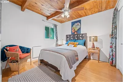 414 N Tomahawk Island Dr, Portland, OR 97217 - Photo 15