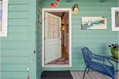 414 N Tomahawk Island Dr, Portland, OR 97217 - Photo 5