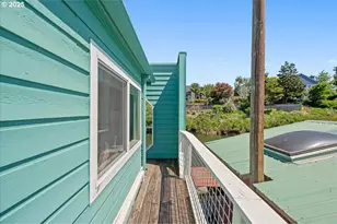 414 N Tomahawk Island Dr, Portland, OR 97217 - Photo 31